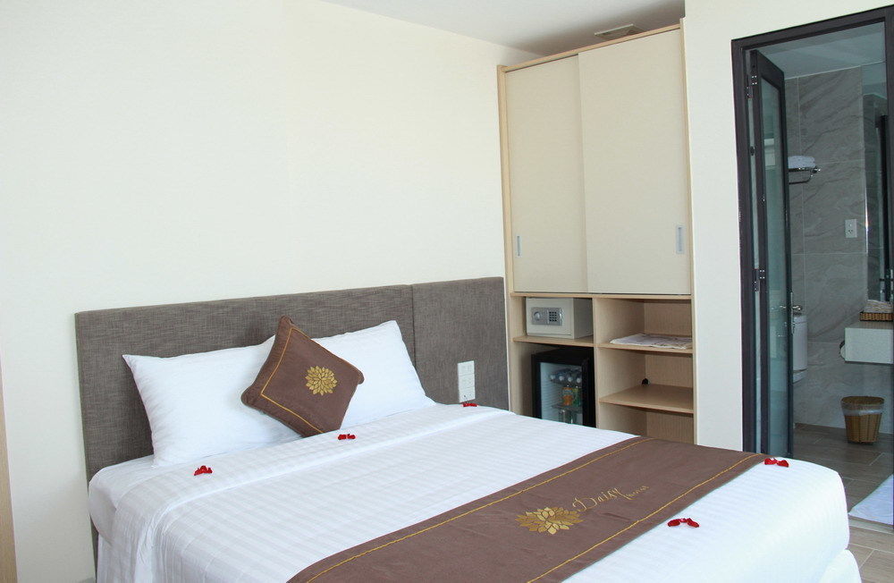 เดซี่ โฮเต็ล นาตรัง Hotel ญาจาง ภายนอก รูปภาพ